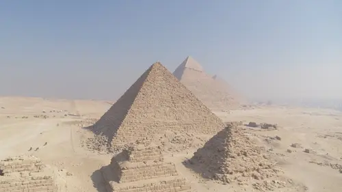 La dernière pyramide de Gizeh : Mykérinos