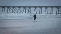 La disparition de John Darwin  S01E01 Une idée de génie