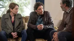 La disparue du lac noir S01E01