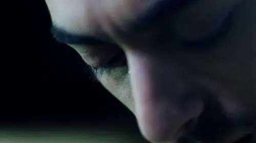 La distance entre le ciel et nous