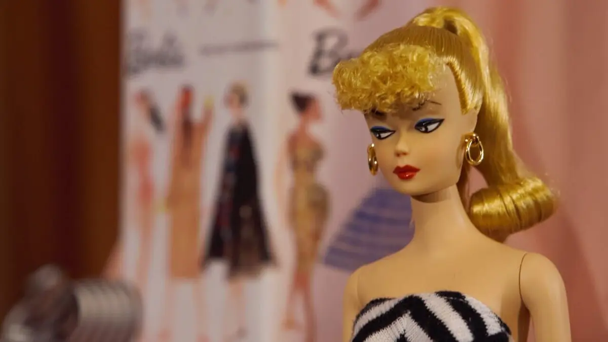 La fabuleuse histoire des jouets Mattel vs Hasbro