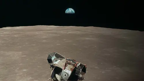 La face cachée du premier pas sur la lune