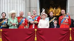 La famille royale d'Angleterre : mariages et destins