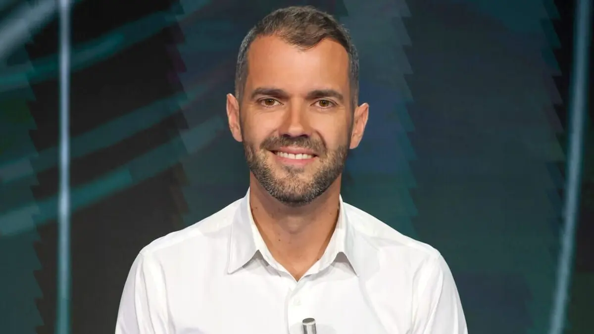 Épisodes de La fièvre monte sur Canal+