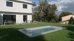 La folie des piscines : la nouvelle passion des Français
