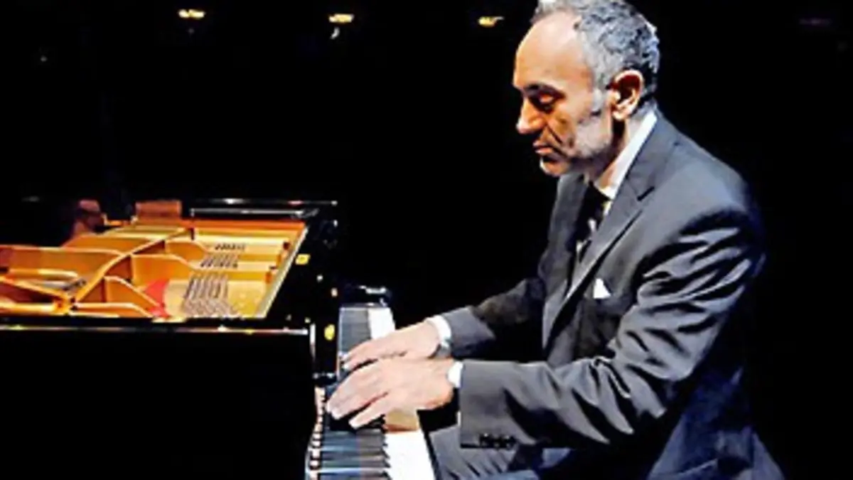La Folle Journée de Varsovie 2010 L'intégrale pour piano seul de Chopin (n°10)
