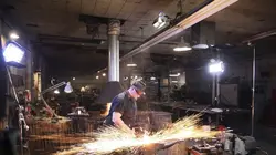 La forge de Kent : une famille soudée  Brassée maison