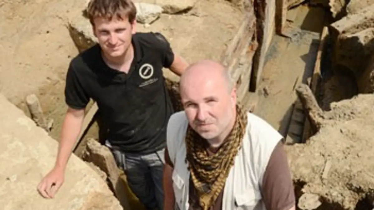 La Grande Guerre, les tunnels de la mort E01 Champs de batailles