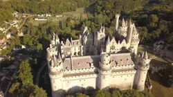 La grande histoire des châteaux forts