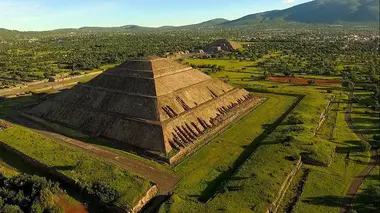 La grande histoire des peuples d'Amérique E03 Les cités du ciel