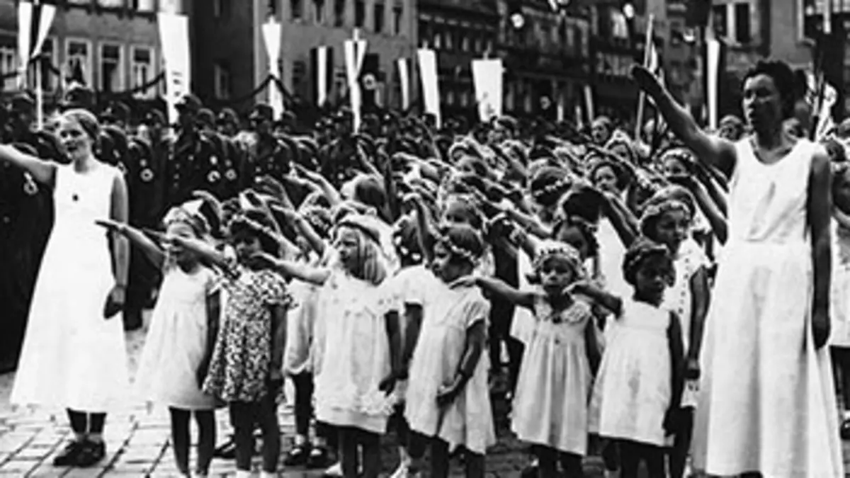 La jeunesse sous Hitler E04 Guerre