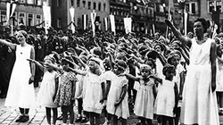 Visuel de La jeunesse sous Hitler