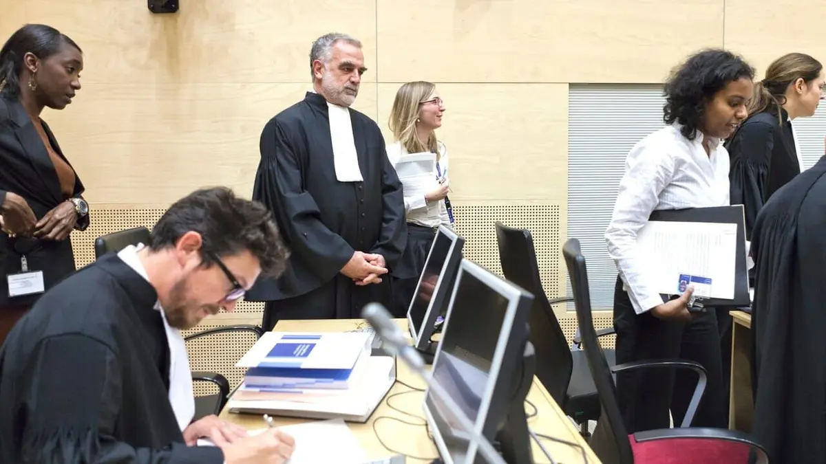 La justice après la guerre : Au coeur de la CPI