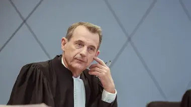 La loi de... La loi de Valérie : Tous coupables