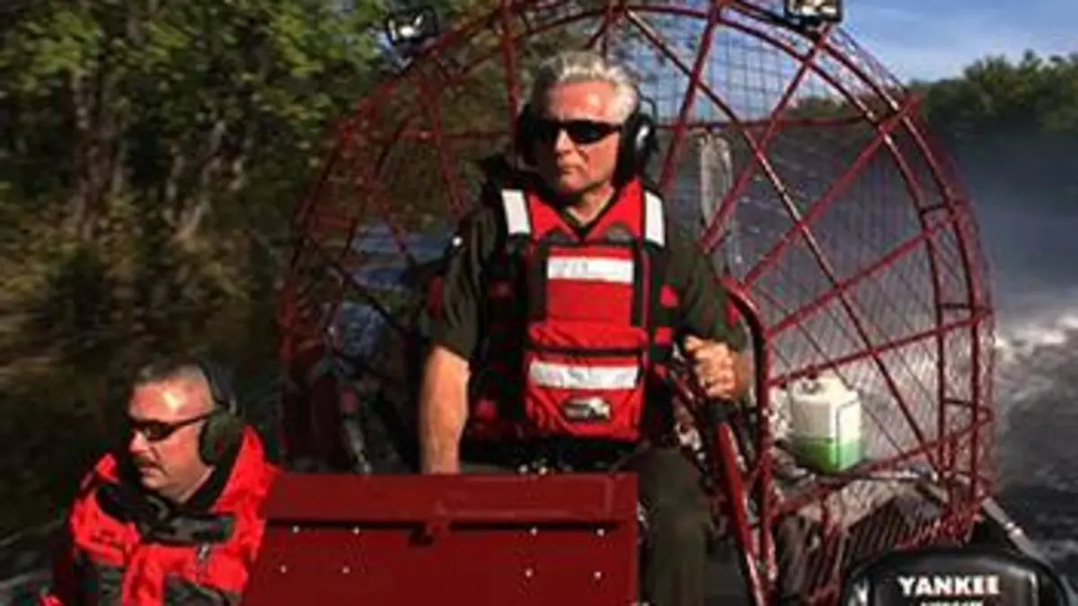 La loi de Northwoods : New Hampshire S01E04 Chasse à l'homme