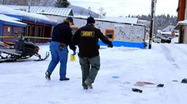 Juste au-dessus du coeur