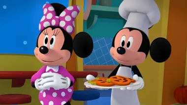 La maison magique de Mickey S03E14 Ce chat ne sait pas nager / Des costumes faits "maison magique"