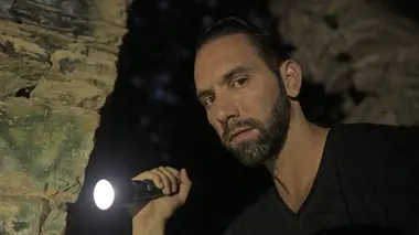 La malédiction de Shepherdstown S01E04 Dans le cimetière