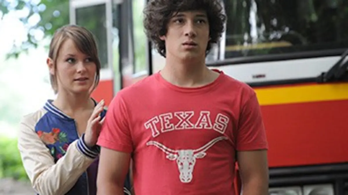 La malédiction du faucon S01E01 La panne