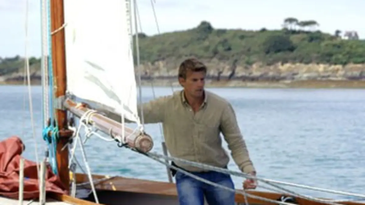 La mer en face S01E02 Brest la militaire