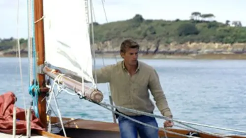 La mer en face S01E02 Brest la militaire