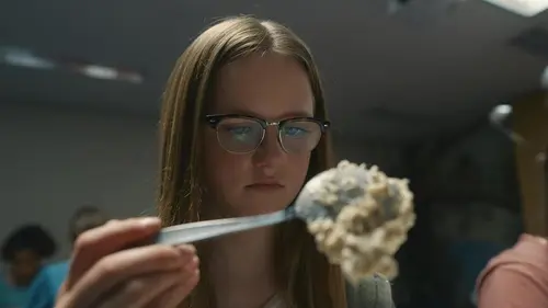 Casting La méthode Flore S05E01 La cantine scolaire