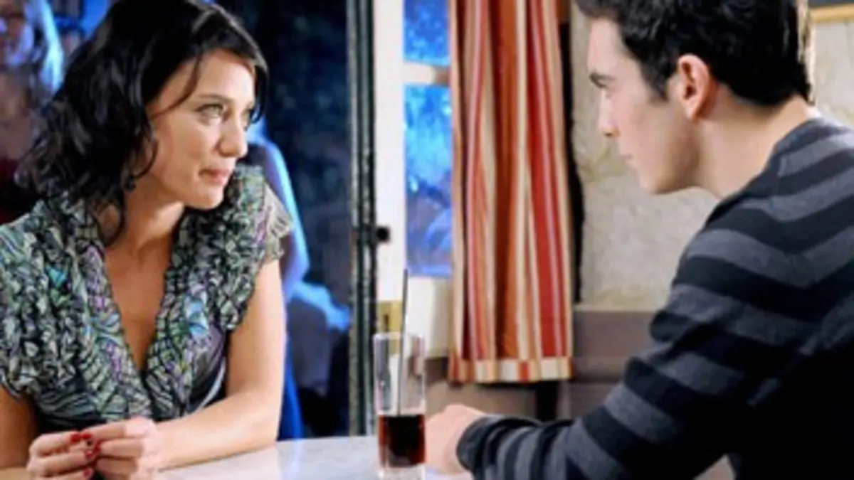 (La) nouvelle Maud S02E04 L'été des rumeurs