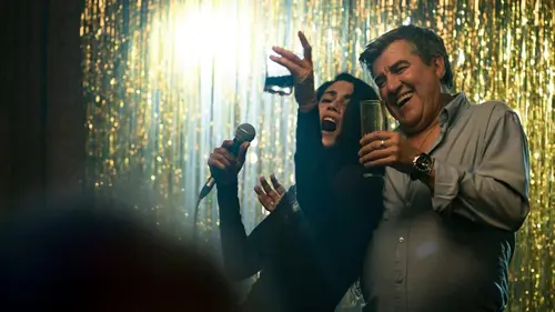 La novia gitana S01E03 Le clan du sourd