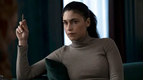 La novia gitana S01E06 Ouroboros