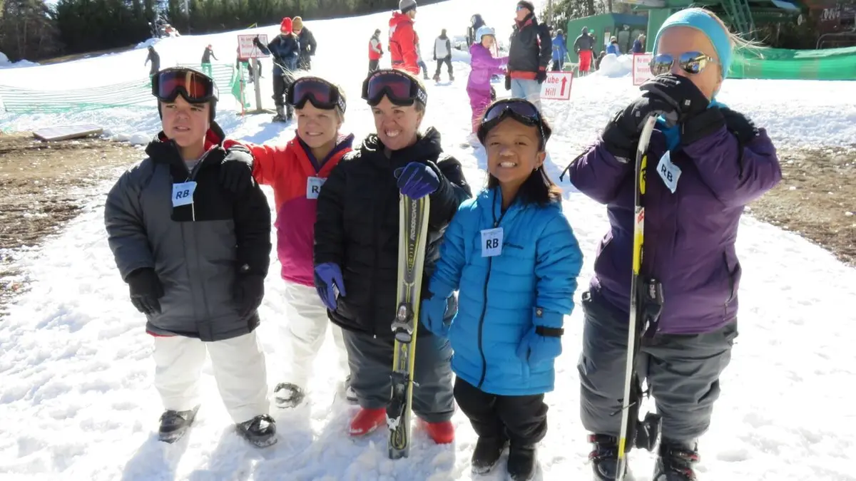 Casting La petite famille Johnston Sexy maman