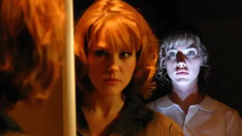 La porte dans le noir