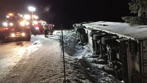 La route de l'enfer : Norvège La route tourne