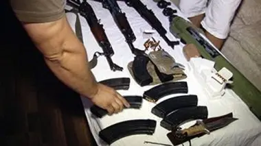 La route des armes : l'incroyable filière des kalachnikovs