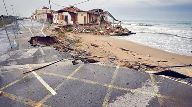 La science des forces de la nature Tsunamis