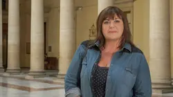 La stagiaire S10E01 Un avenir tout tracé