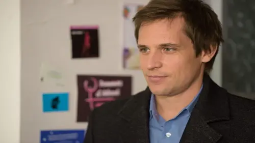 La stagiaire S03E02 Maternité