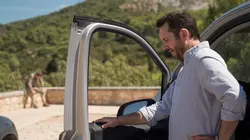 La stagiaire S06E01 Espèce protégée