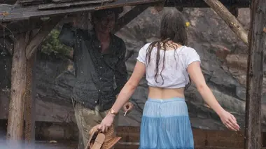La vérité sur l'affaire Harry Quebert S01E01 Comment pousse votre jardin ?