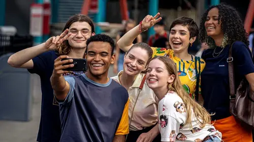 La vie compliquée de Léa Olivier S02E11 Tout ou rien