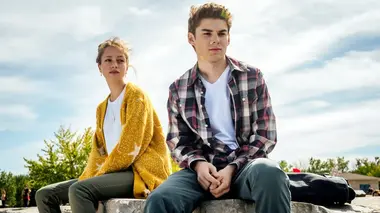 La vie compliquée de Léa Olivier S01E07 C'est quoi l'amour ?