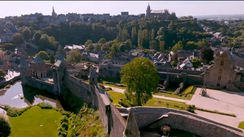 La vie sauvage des monuments : Les résistants