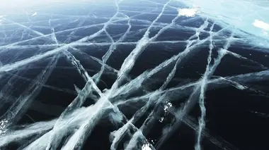 La vie secrète des lacs S01E01 Le lac Baïkal, d'eau et de glace