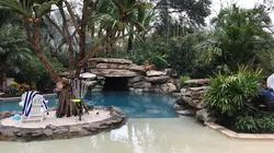 Lagoon Master Un château au bord de la mer