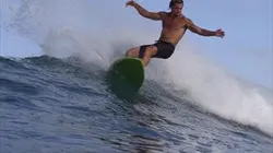 Visuel de Laird Hamilton le surfeur de l'extrême