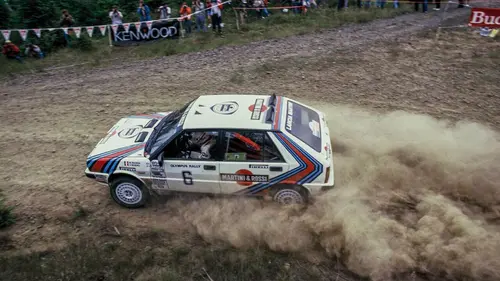 Lancia, la légende du rallye Le département compétitions