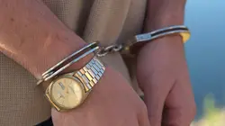 Larry : dentiste et dealer