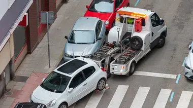 Les requins du stationnement