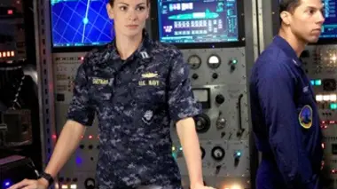 Last Resort S01E08 Crime de guerre