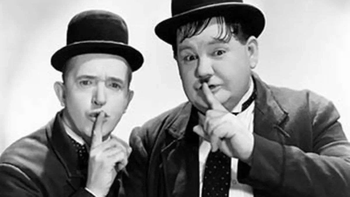 Laurel et Hardy Les bricoleurs