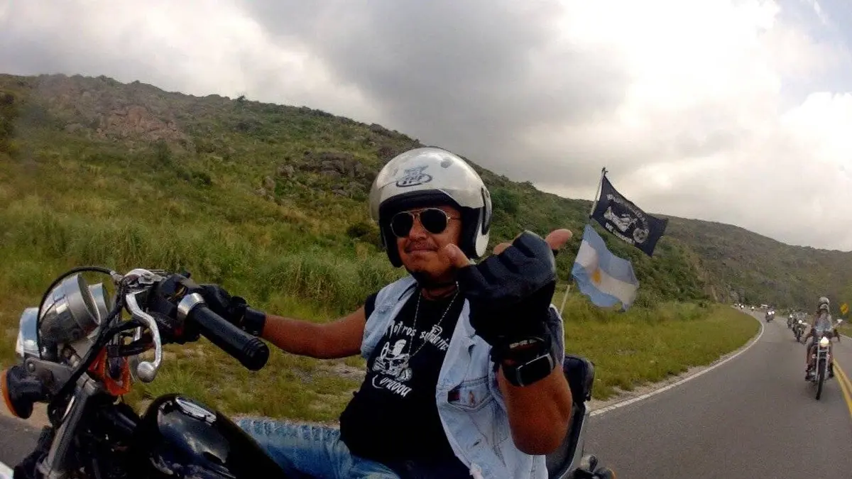 Laurie Moto Club S02E03 Dans la roue du Che